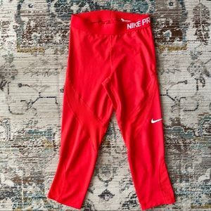 NIKE PRO Capri workout leggings SMALL